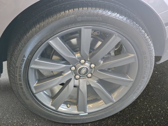 Used 2020 Land Rover Range Rover Velar R-Dynamic S AWD/4WD image 36