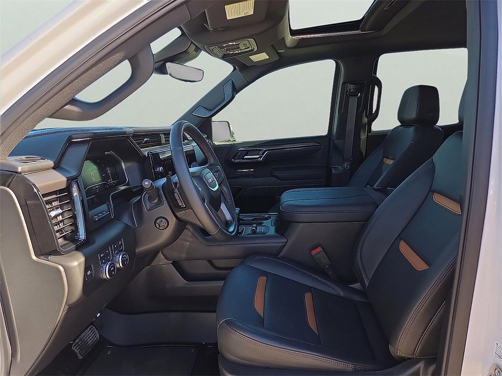 Used 2025 GMC Sierra 1500 AT4 w/ AT4 Premium Package image 15