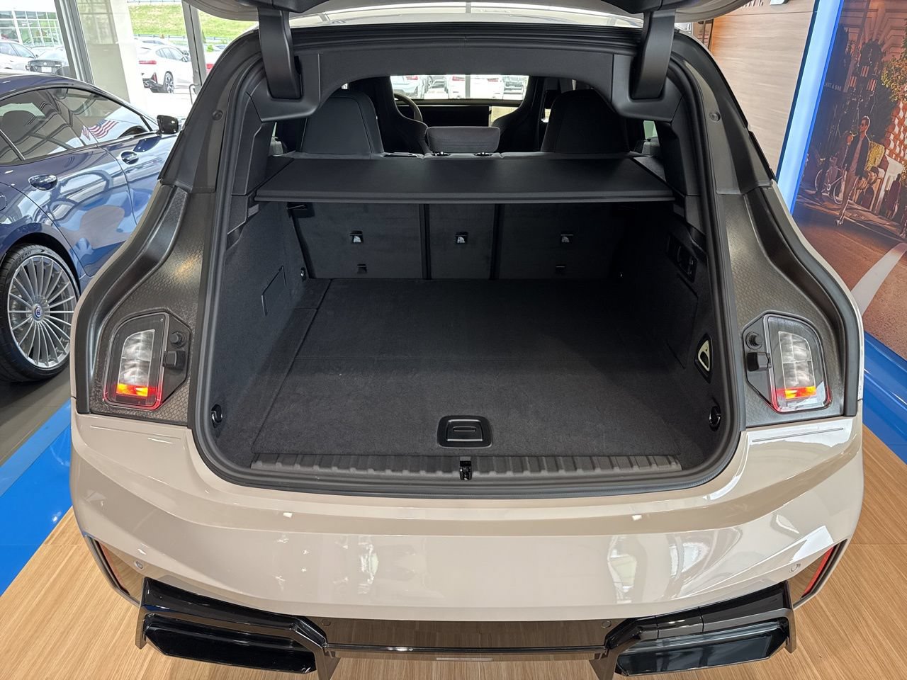 New 2026 BMW iX xDrive45 w/ M Sport Package AWD/4WD image 9