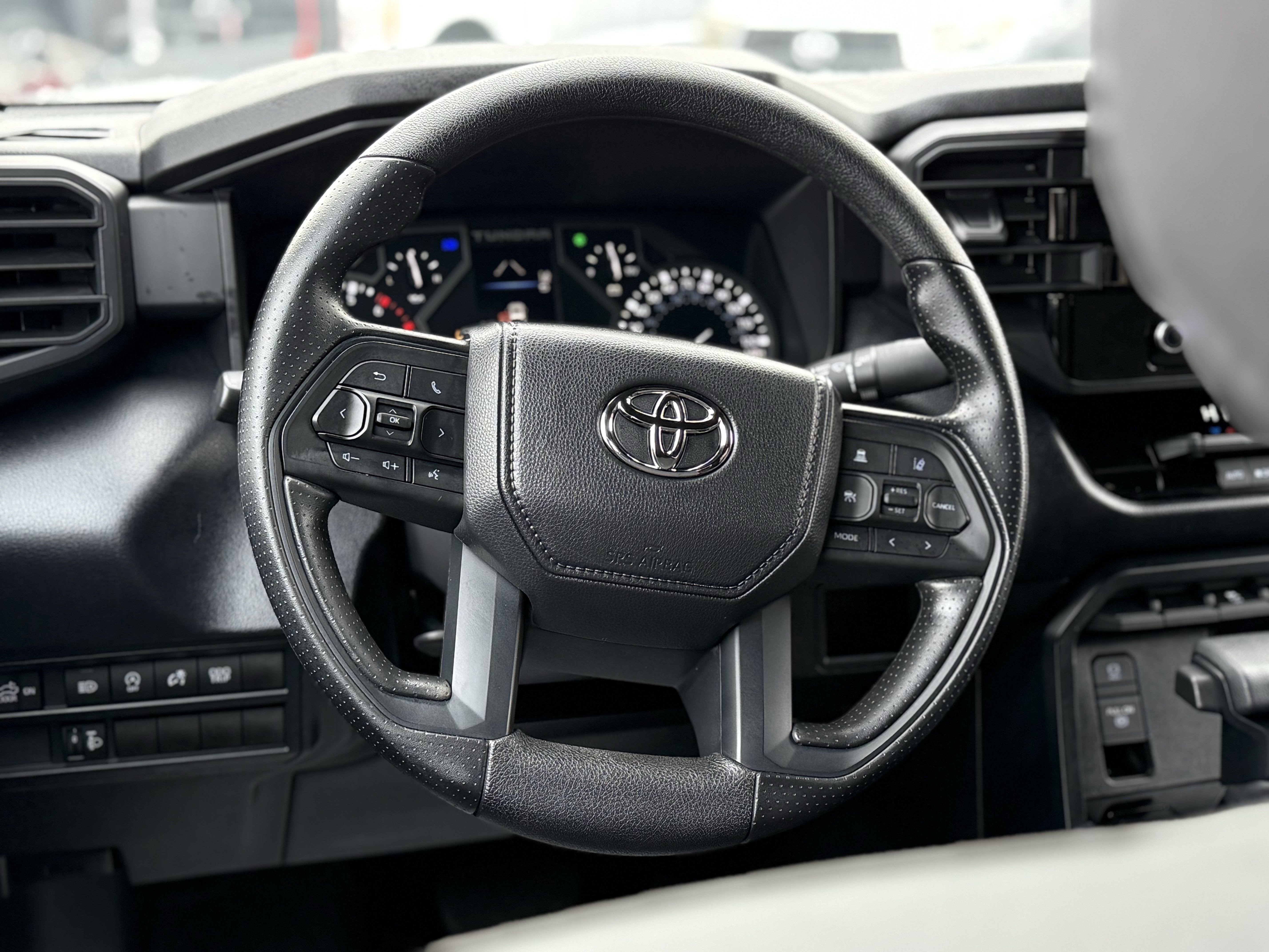 Used 2025 Toyota Tundra SR image 15