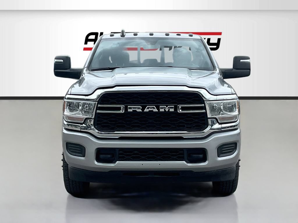 Used 2024 RAM 3500 Tradesman w/ Chrome Appearance Group AWD/4WD image 2