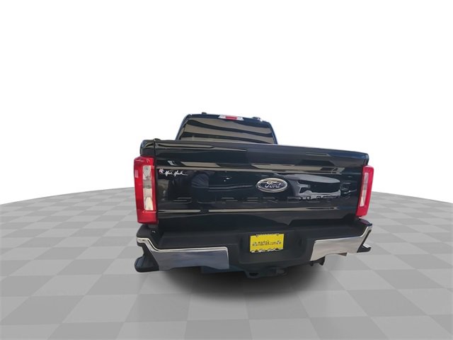 Used 2025 Ford F250 XLT w/ FX4 Off-Road Package image 7