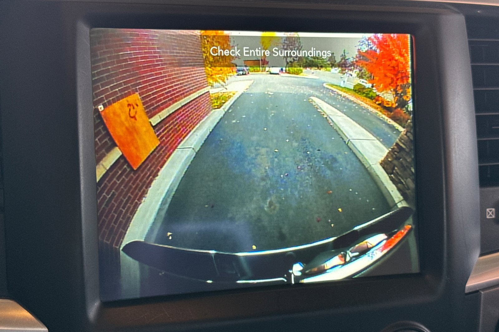 Used 2023 RAM 1500 Classic SLT w/ Trailer & Traction Group image 21