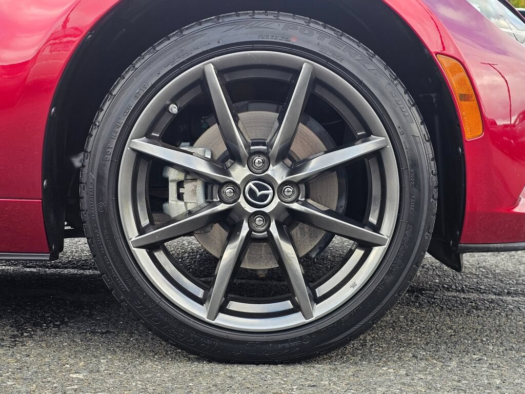 Used 2019 MAZDA MX-5 Miata RF Grand Touring w/ GT-S Package RWD image 30