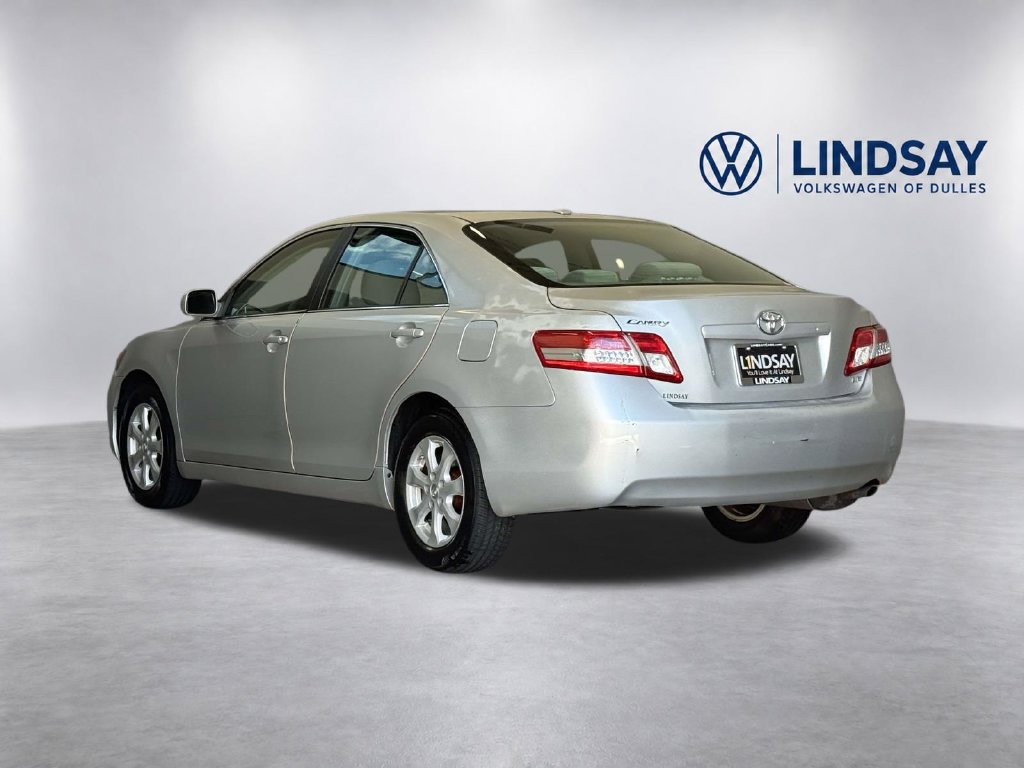 Used 2011 Toyota Camry LE w/ LE Extra-Value Pkg FWD image 4