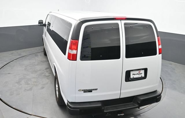 Used 2024 Chevrolet Express 3500 LS RWD image 27
