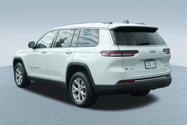 Used 2022 Jeep Grand Cherokee L Limited AWD/4WD image 6