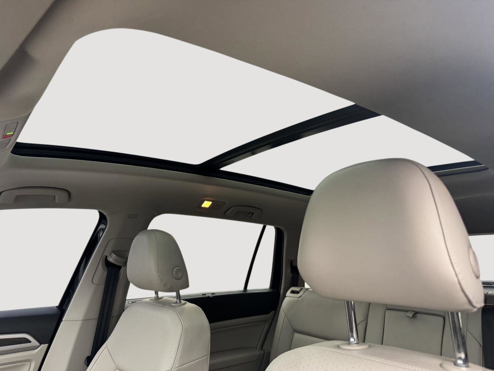 Used 2019 Volkswagen Atlas SEL R-Line image 15