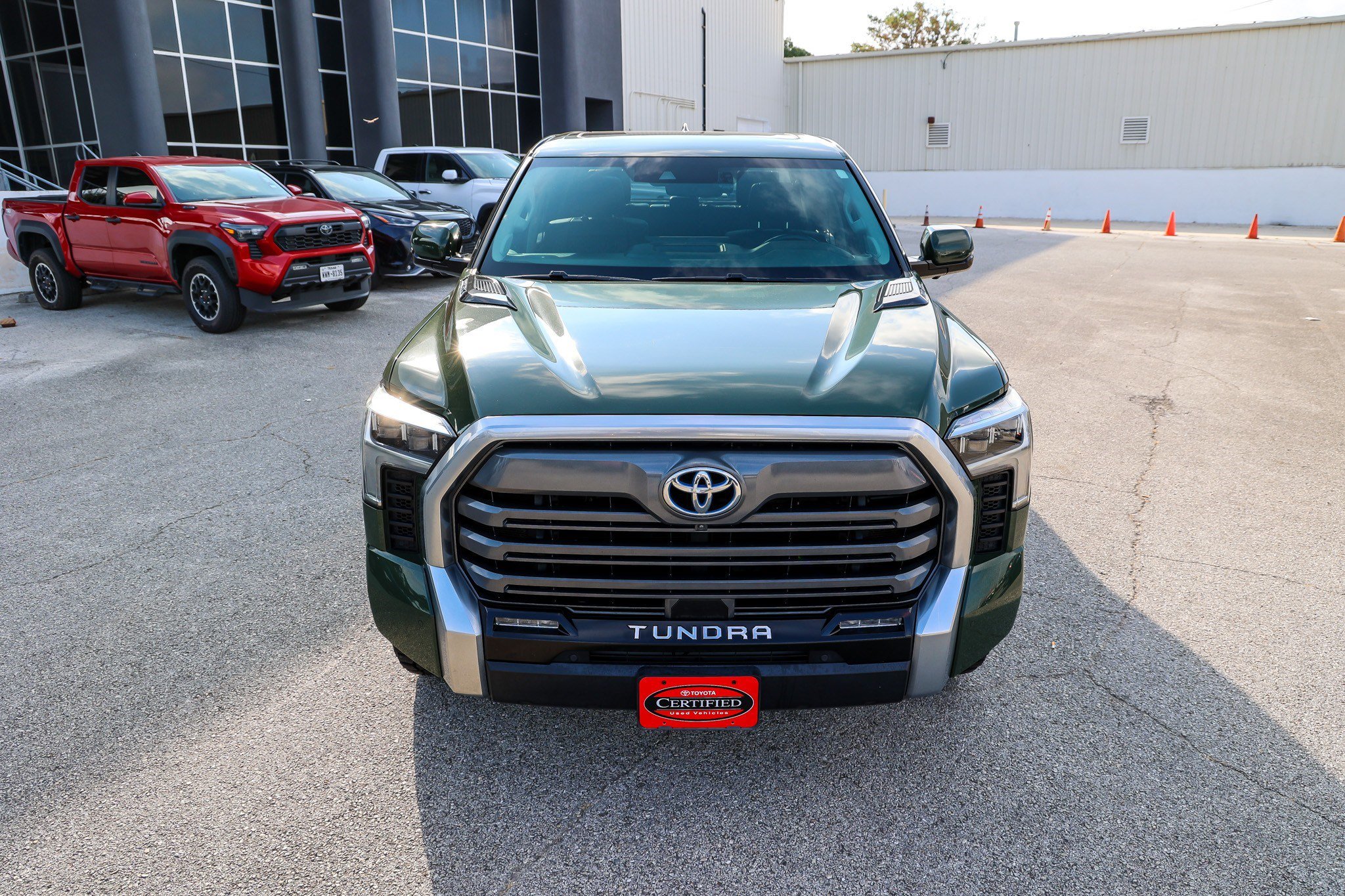 Used 2023 Toyota Tundra Limited RWD image 4