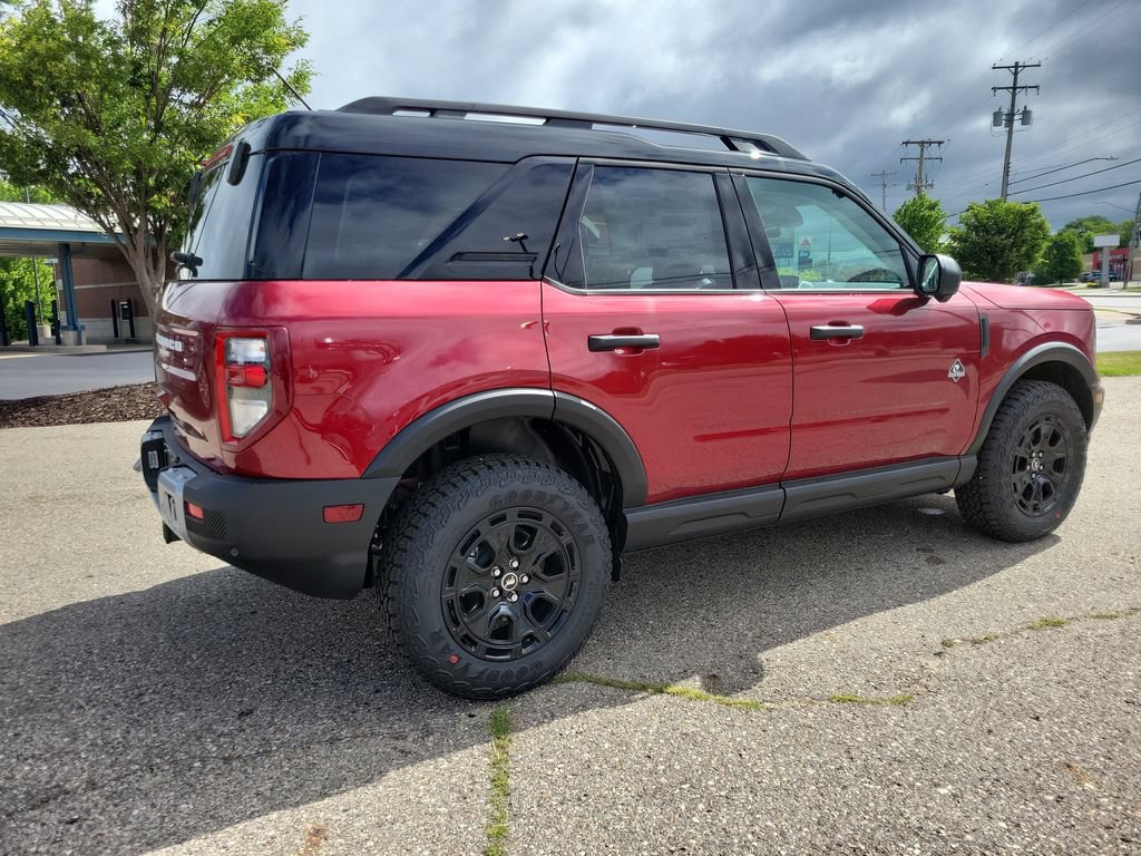 New 2026 Ford Bronco Sport Outer Banks w/ Sasquatch Outer Banks Package AWD/4WD image 4