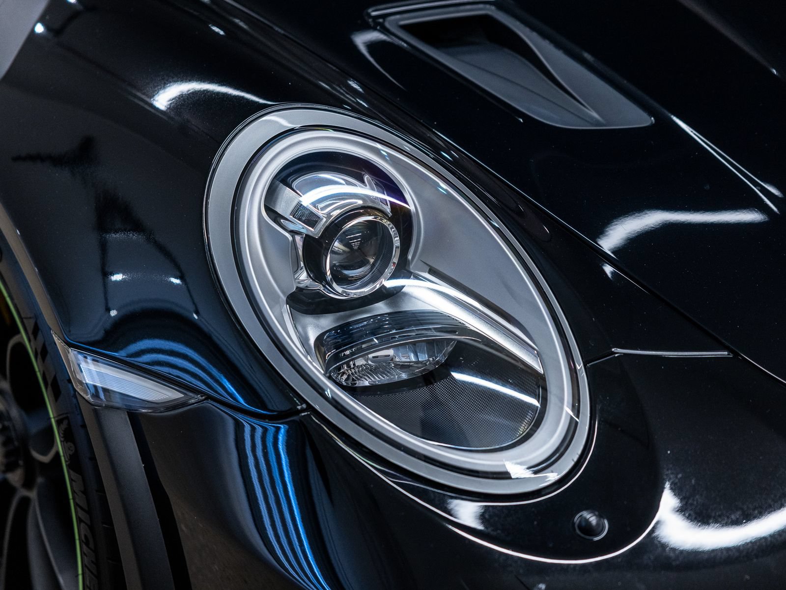 Certified 2019 Porsche 911 GT3 RS RWD image 10