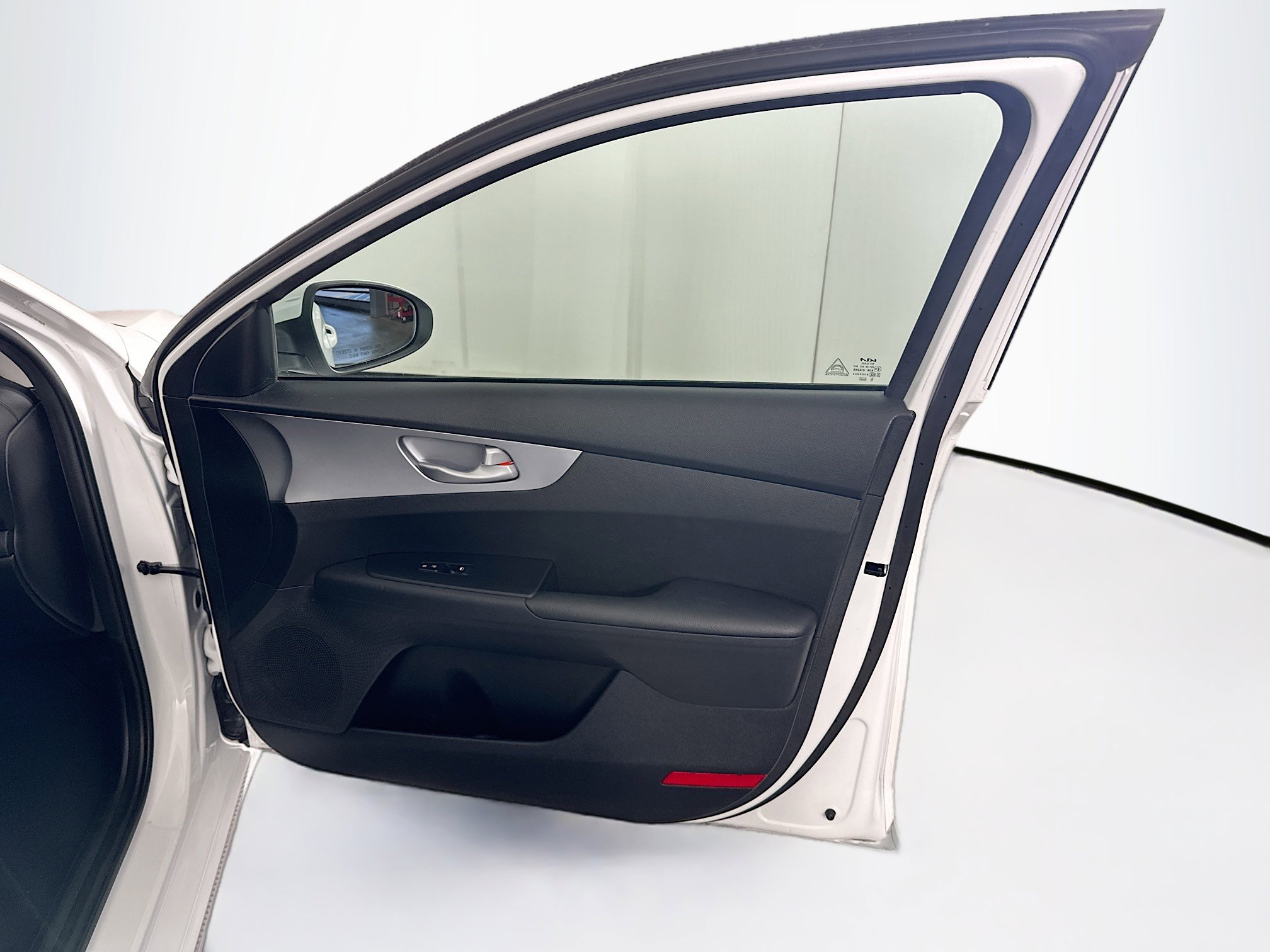 Used 2022 Kia Forte LXS w/ LXS Technology Package image 29