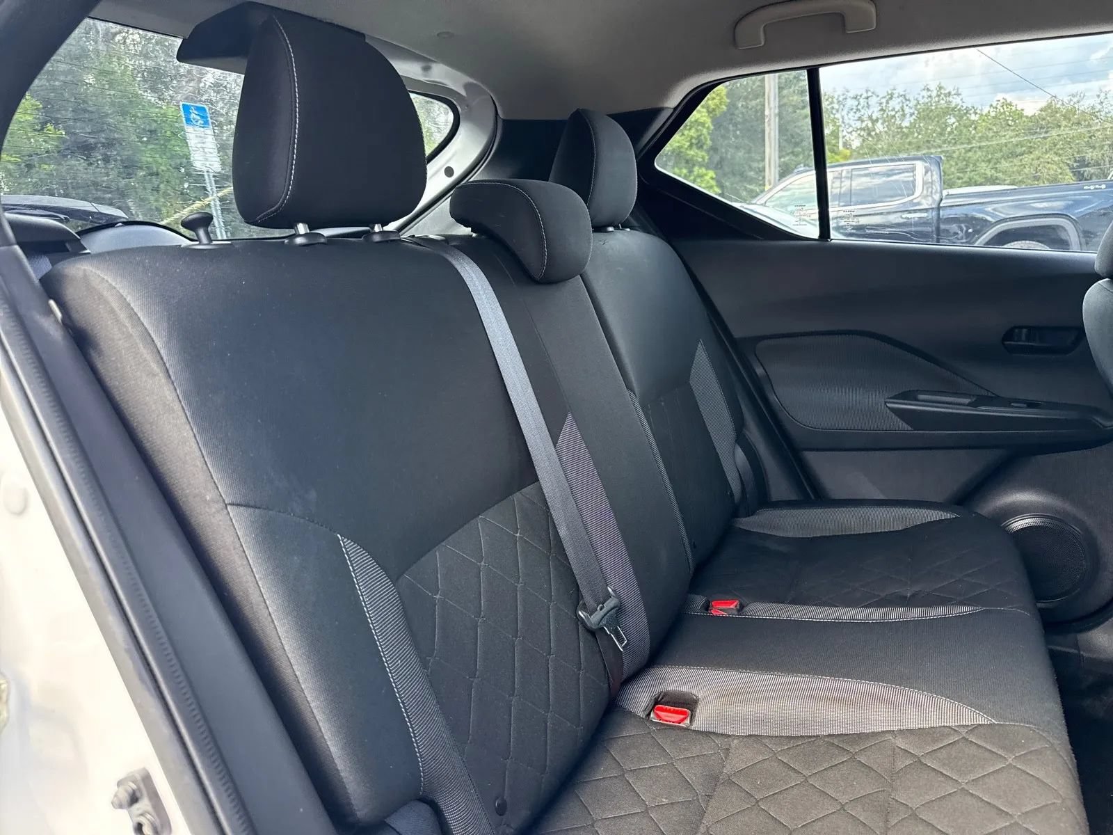Used 2019 Nissan Kicks S FWD image 14
