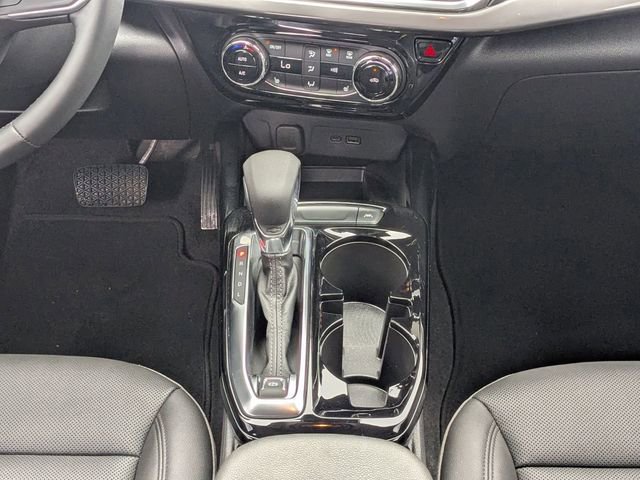 Used 2025 Chevrolet Trax ACTIV w/ Sunroof Package image 24