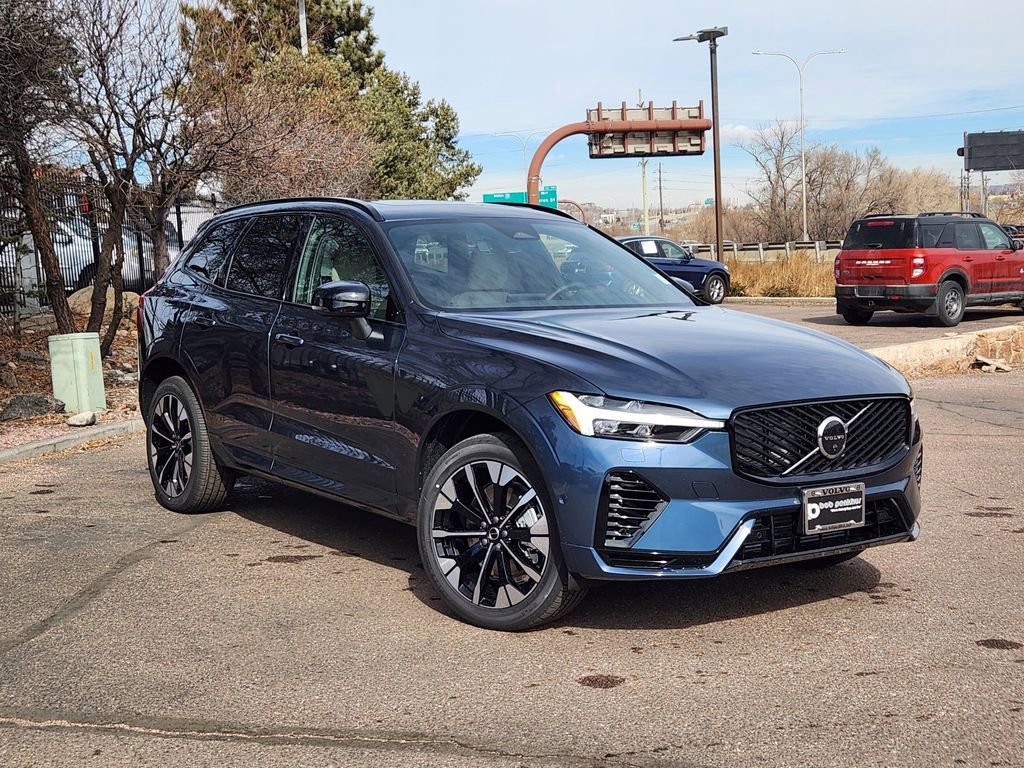 New 2026 Volvo XC60 T8 Plus w/ Protection Package Premier 360° Tour