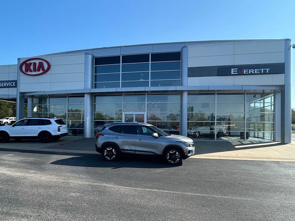 Used 2024 Kia Sportage X-Line w/ X-Line Premium Package image 7