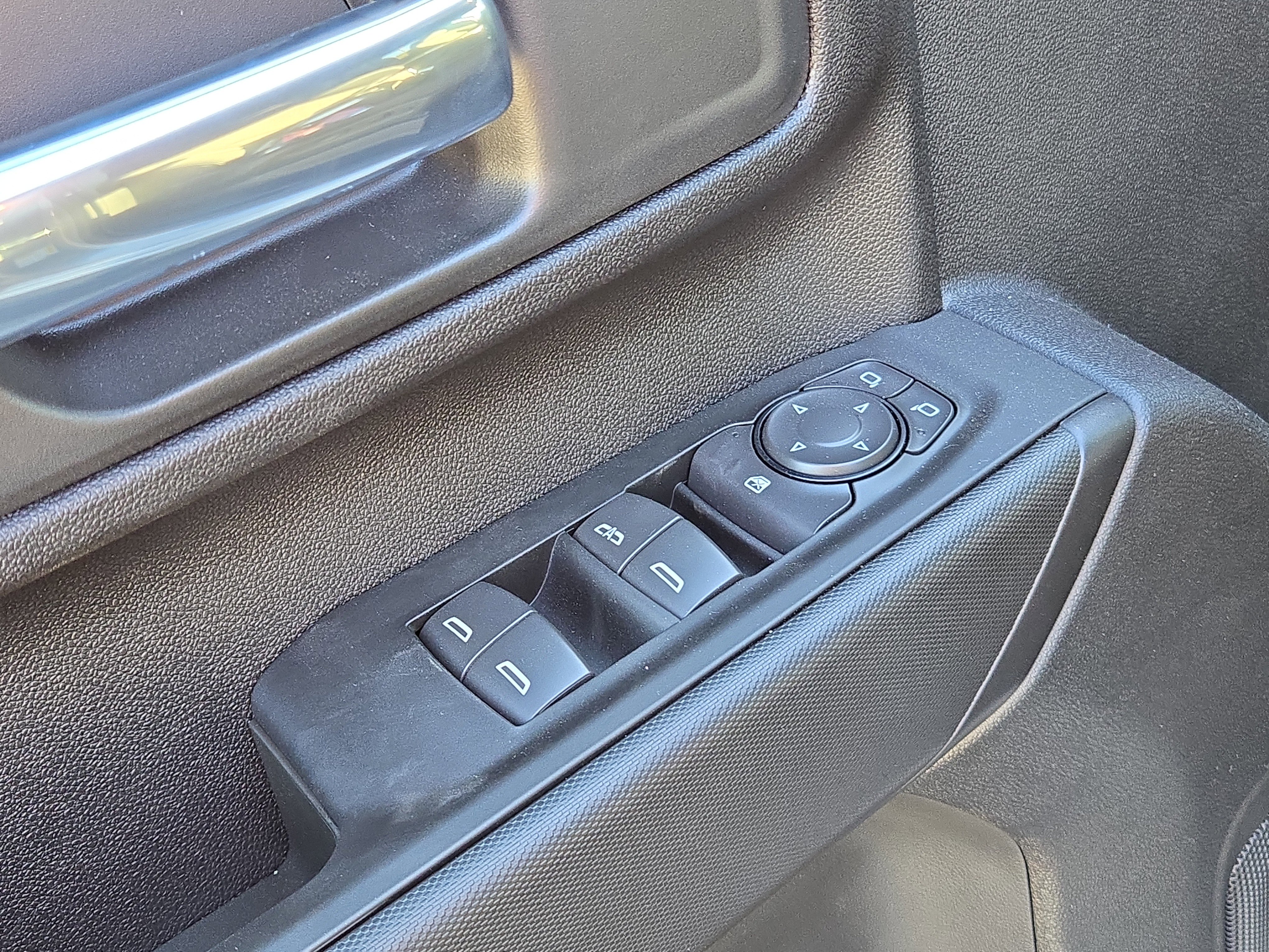 New 2026 Chevrolet Silverado 2500 Custom w/ Custom Convenience Package image 23