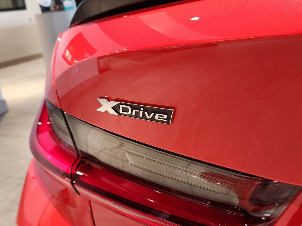 Used 2025 BMW M3 Competition image 31