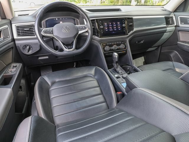 Used 2023 Volkswagen Atlas SEL Premium AWD/4WD image 16