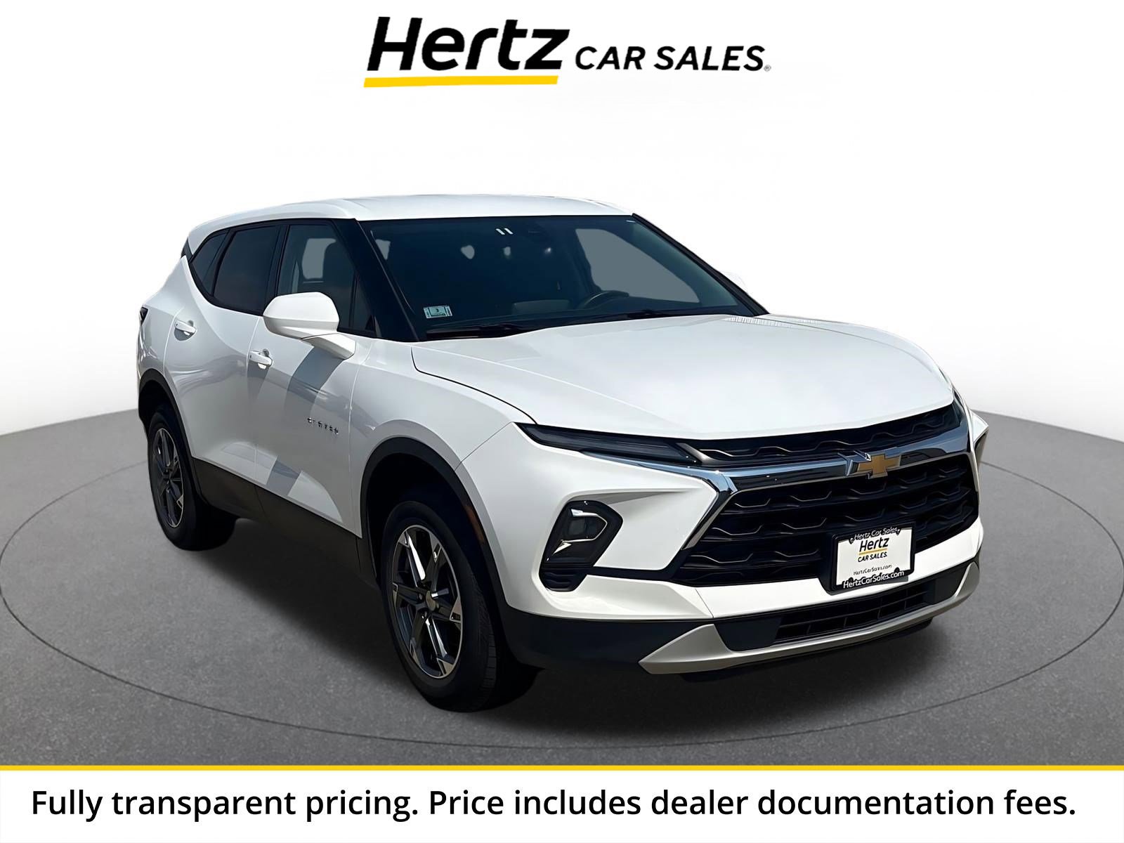 Used 2025 Chevrolet Blazer LT FWD image 1
