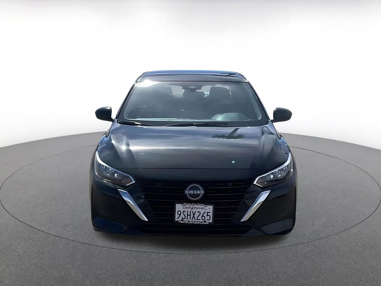 Used 2025 Nissan Sentra SV image 4