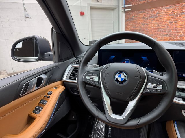Certified 2025 BMW X5 xDrive50e w/ Parking Assistance Package image 13