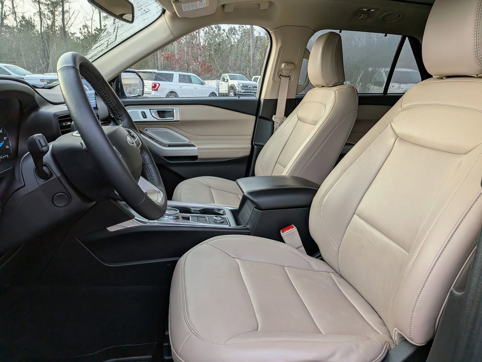 Certified 2023 Ford Explorer Limited w/ Limited Technology Package image 23