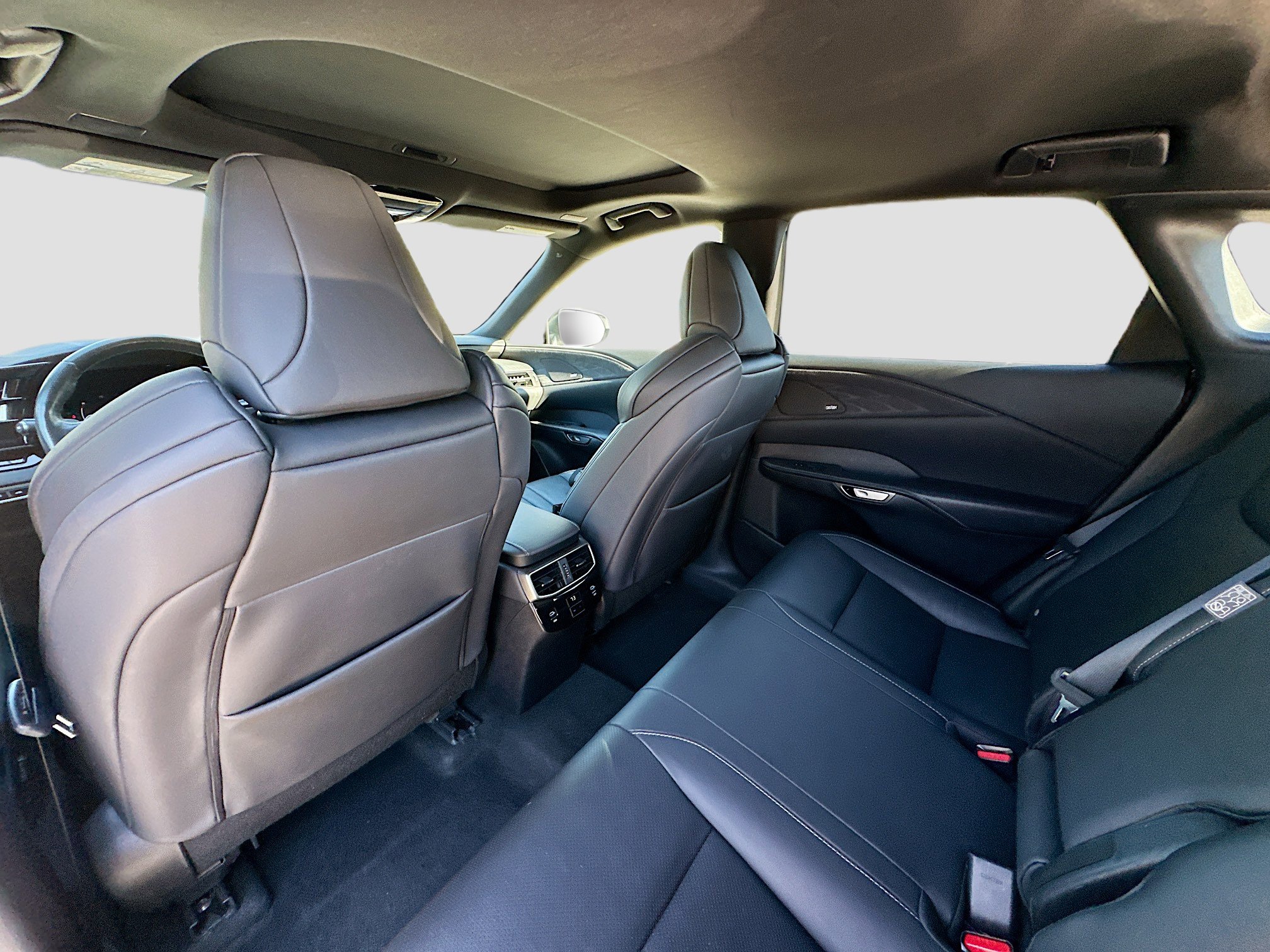 Used 2024 Lexus RX 350 F Sport w/ Convenience Package image 27