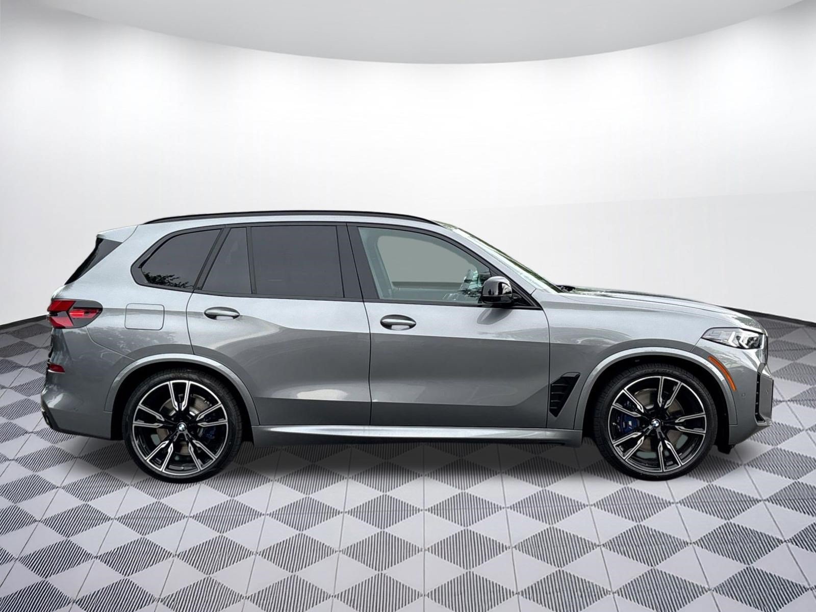 New 2026 BMW X5 M60i AWD/4WD image 7