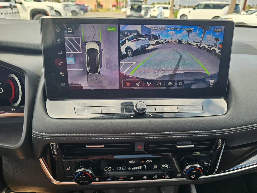 Used 2025 Nissan Rogue SL w/ Tech Package image 29