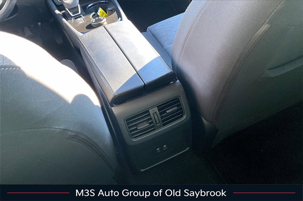 Used 2023 Nissan Rogue SV image 10