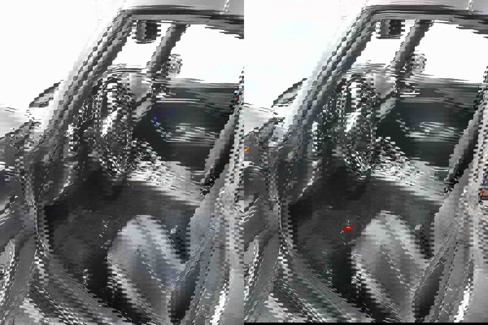 Used 2021 MAZDA MX-5 Miata RF Grand Touring image 17