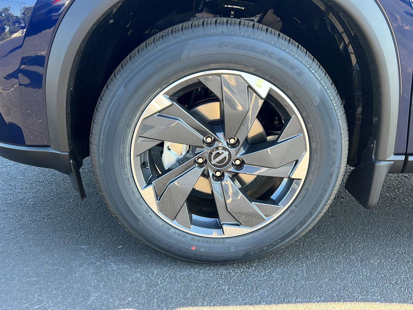 New 2026 Nissan Rogue SV image 9
