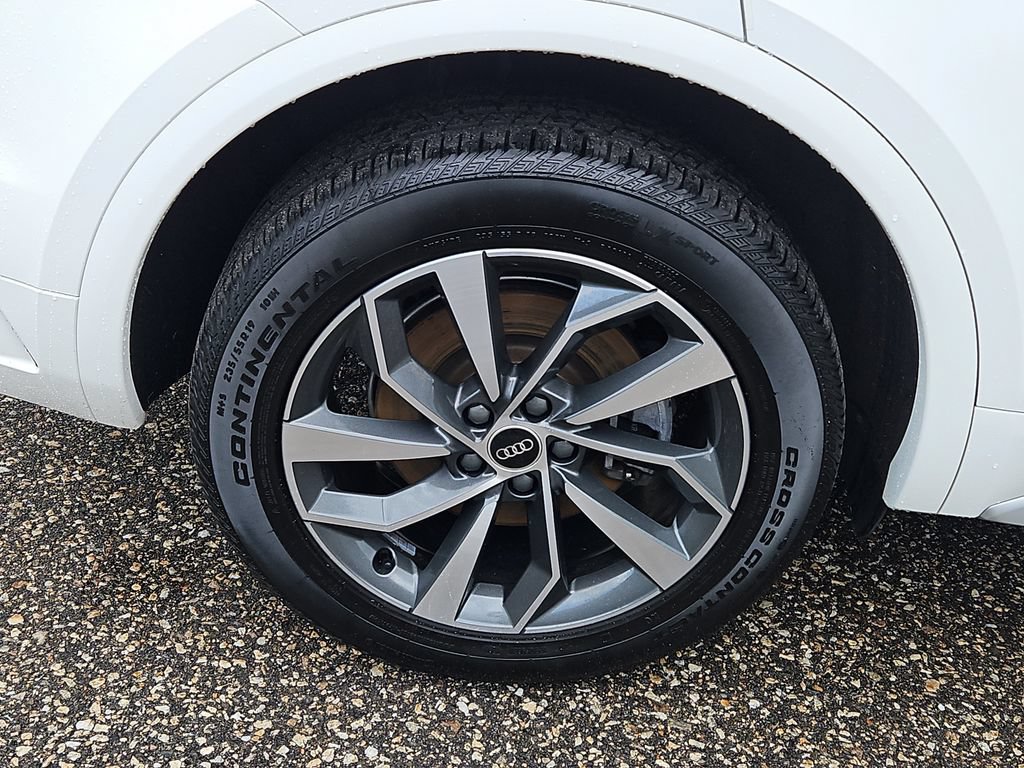 Used 2023 Audi Q5 2.0T Premium Plus AWD/4WD image 9