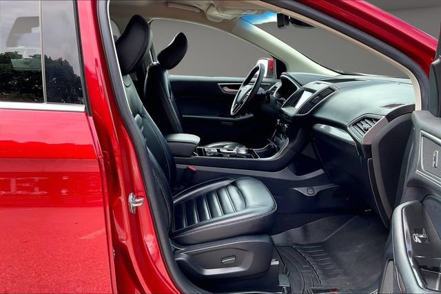 Used 2020 Ford Edge SEL w/ Convenience Package AWD/4WD image 7