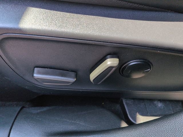 Used 2025 Ford Escape ST-Line image 33