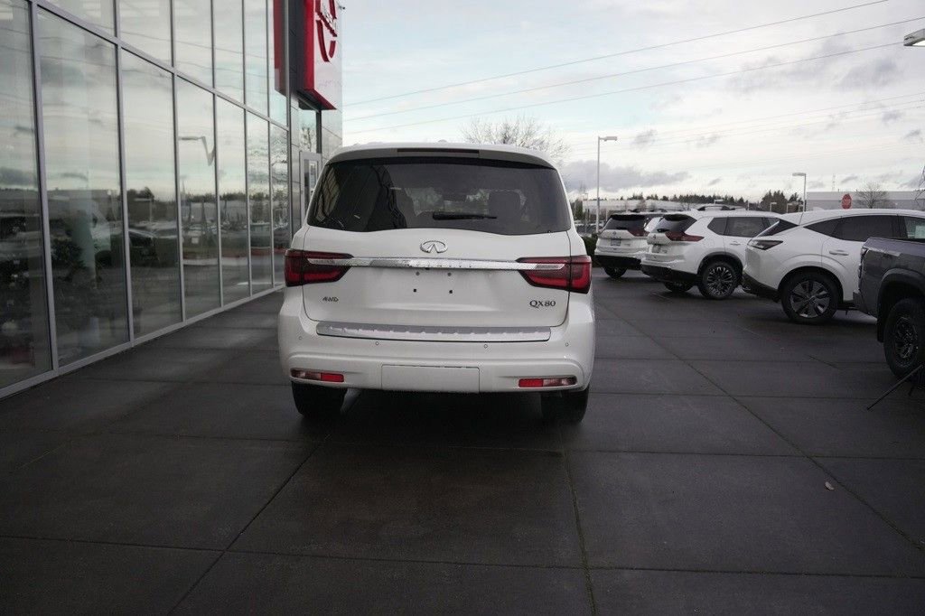 Used 2024 INFINITI QX80 Luxe image 5