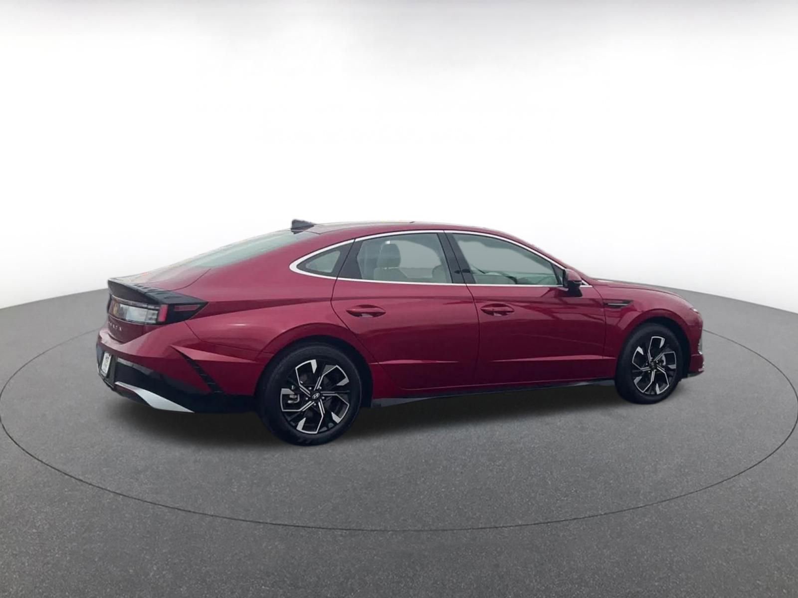 Used 2025 Hyundai Sonata SEL image 15