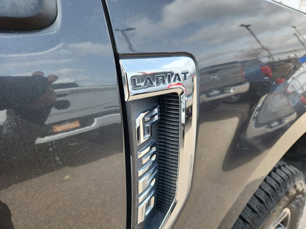 Used 2018 Ford F350 Lariat w/ Lariat Ultimate Package image 12
