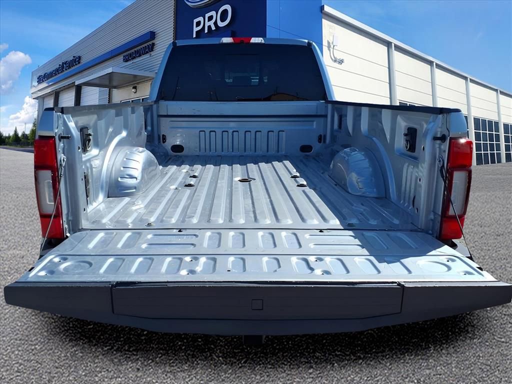 Used 2022 Ford F450 Lariat w/ Lariat Ultimate Package image 22