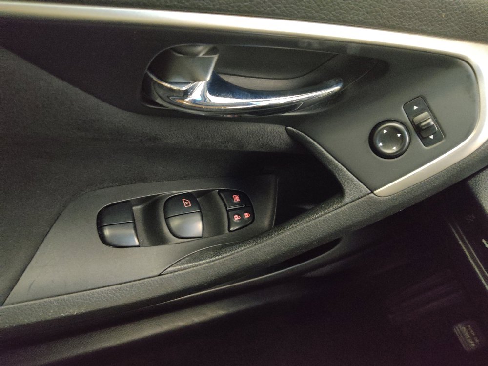 Used 2015 Nissan Altima 2.5 S FWD image 27