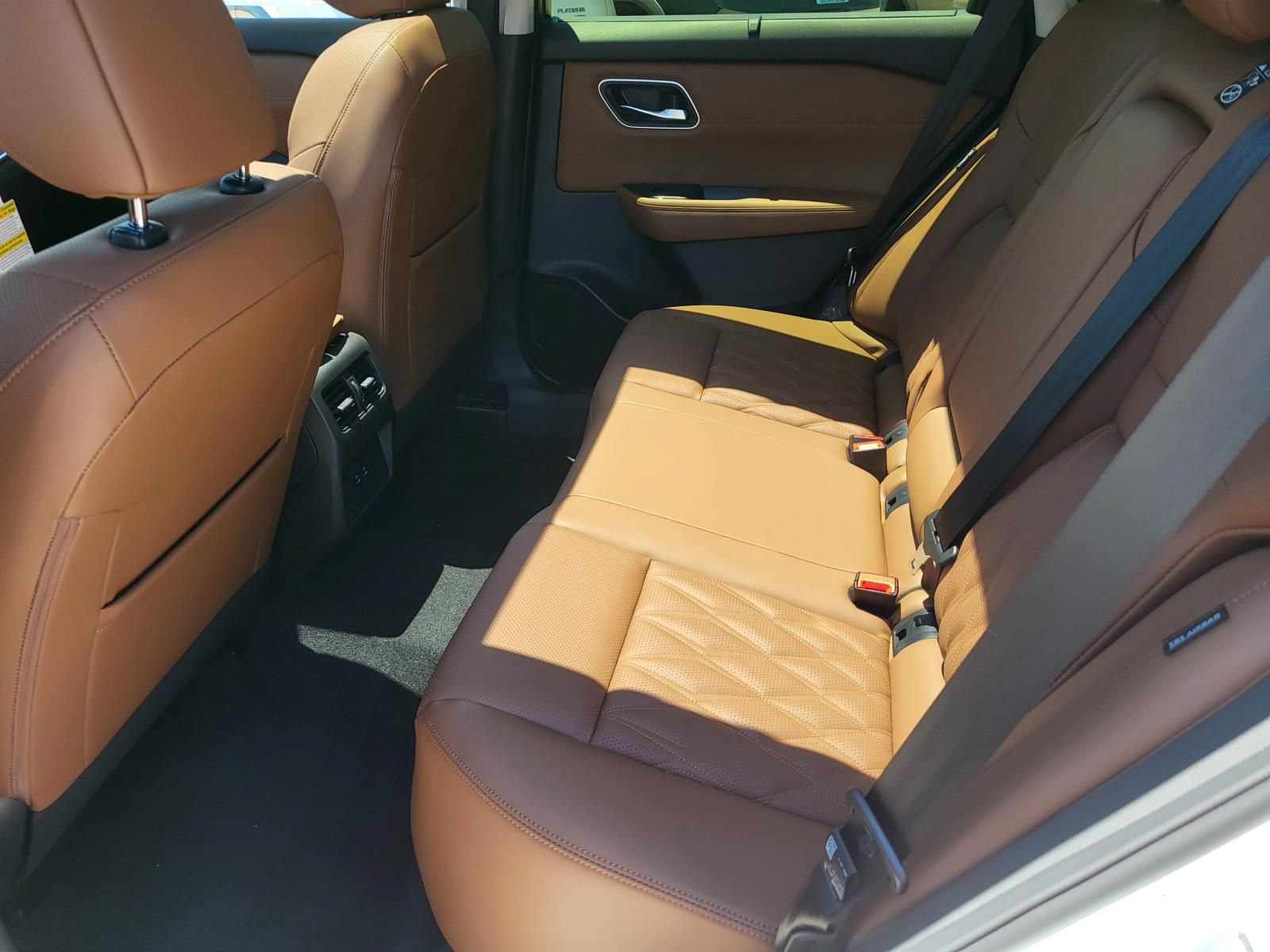 New 2026 Nissan Rogue Platinum AWD/4WD image 16