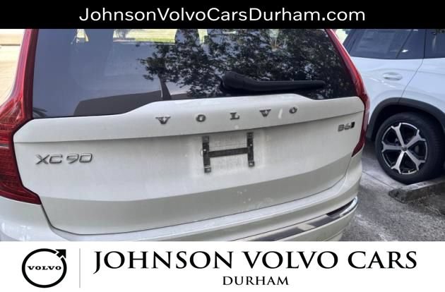 Used 2024 Volvo XC90 B6 Ultimate w/ Protection Package AWD/4WD image 3