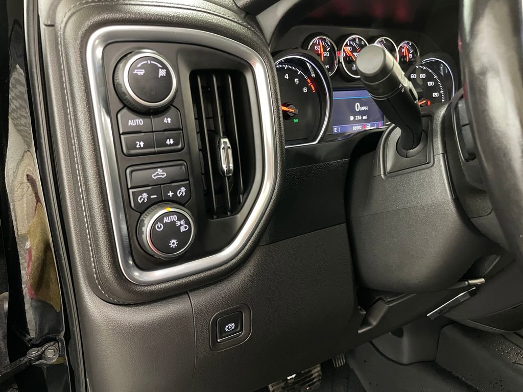Certified 2019 Chevrolet Silverado 1500 LT w/ All-Star Edition image 26