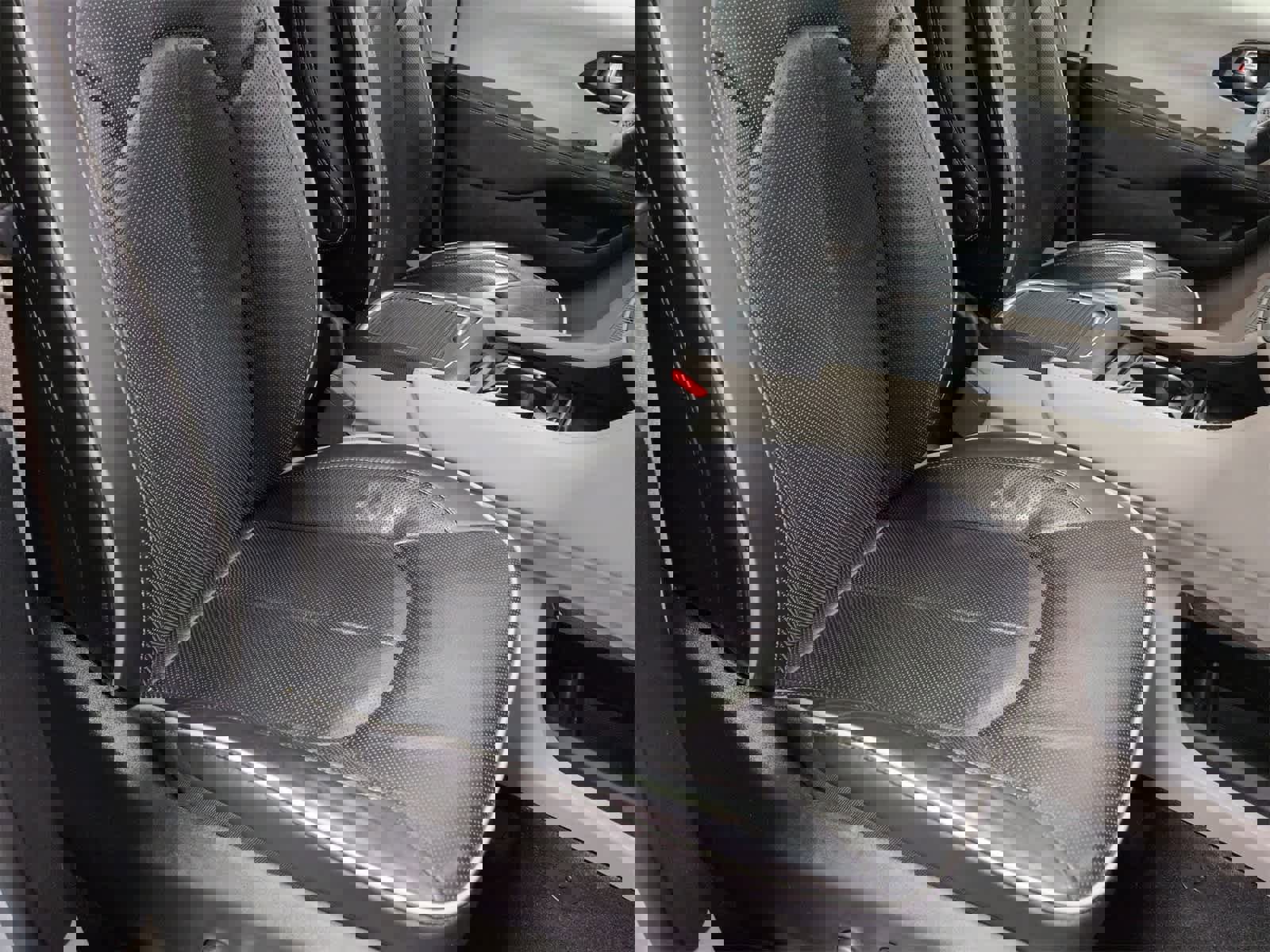 Used 2024 Chrysler Pacifica Limited image 24