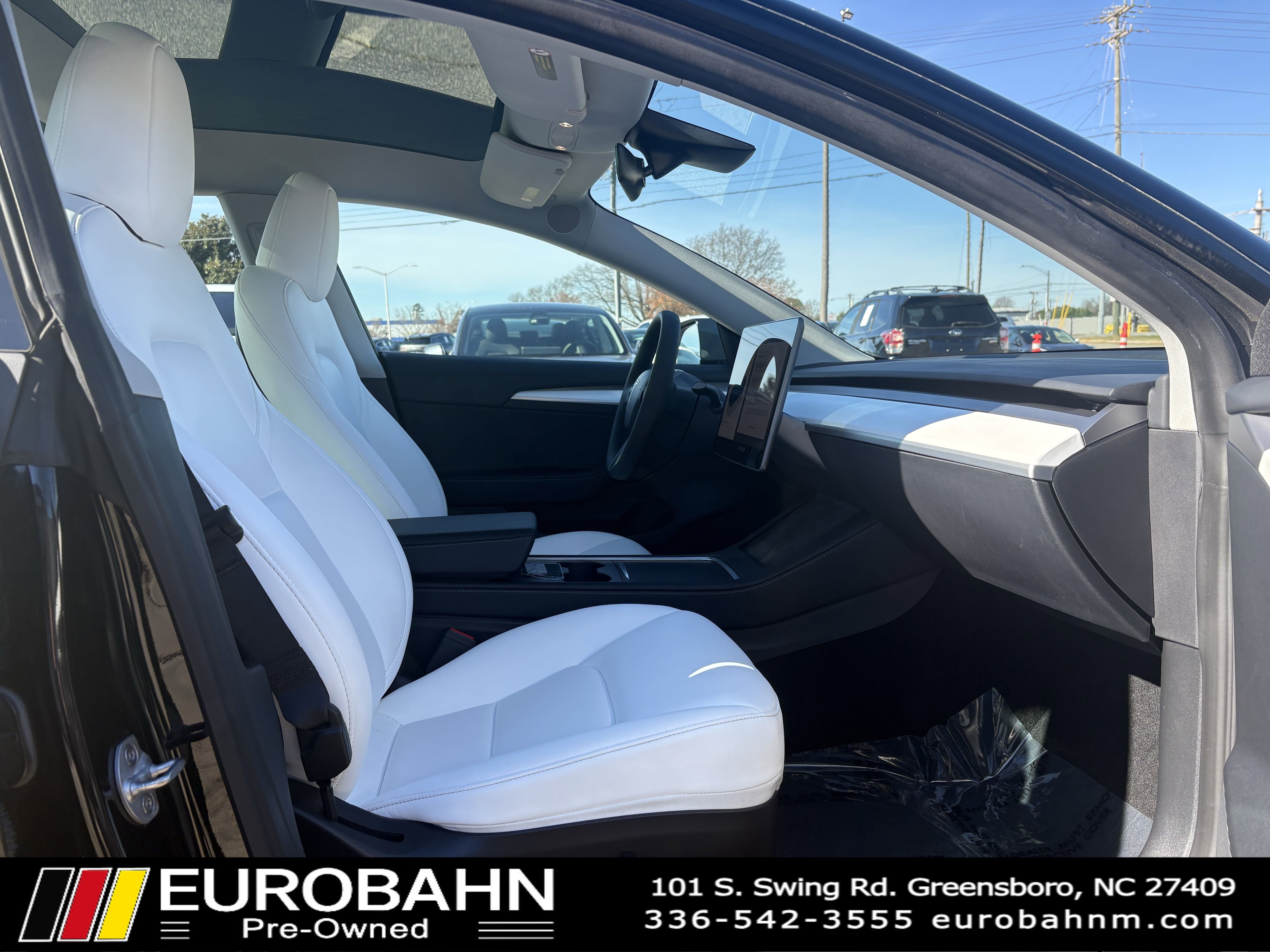 Used 2023 Tesla Model 3 Standard Range image 15