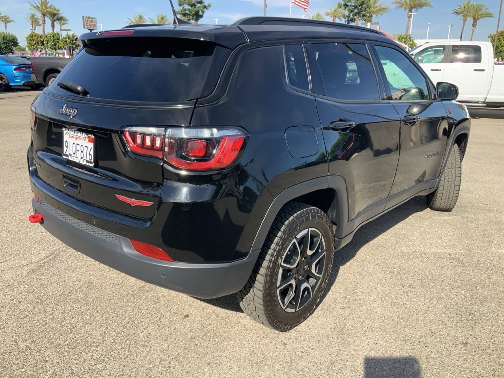 Certified 2024 Jeep Compass Trailhawk AWD/4WD image 9