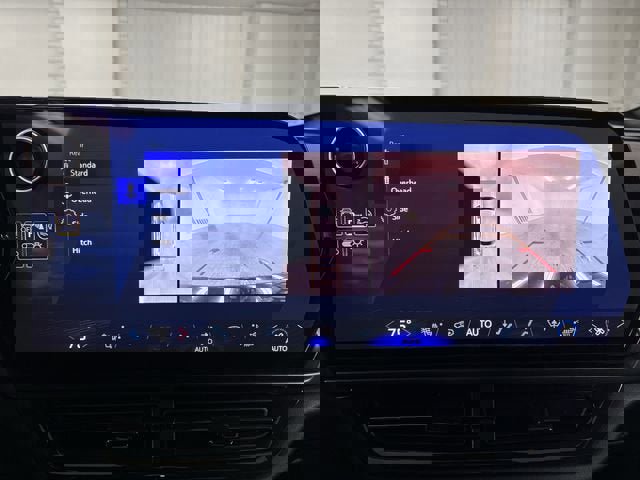 Certified 2025 Chevrolet Equinox EV RS image 15