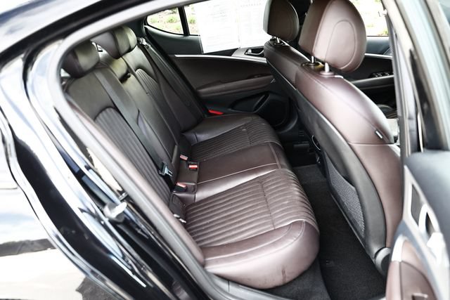 Used 2022 Genesis G70 2.0T w/ Prestige Package AWD/4WD image 27