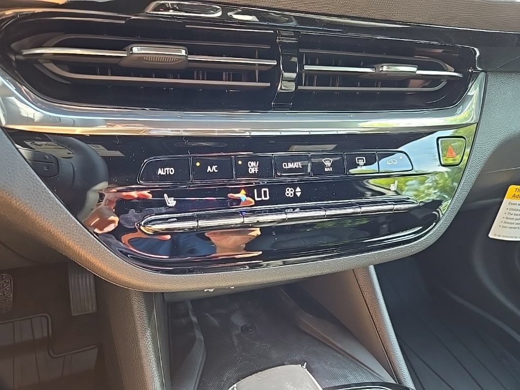 New 2026 Buick Envista Avenir FWD image 33